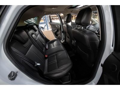 FORD FOCUS 2.0 S SUNROOF A/T ปี 2013 รูปที่ 10