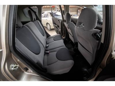 Honda Jazz 1.5 E โฉม GD 7 Speed mode เบนซิน A/T รูปที่ 10