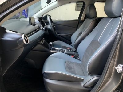 Mazda 2 1.3 S leather sedan 2021 รูปที่ 10