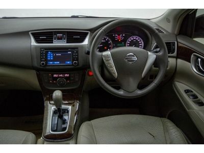 2013  NISSAN SYLPHY 1.8V   ผ่อน 3,173 บาท 12เดือนแรก รูปที่ 10