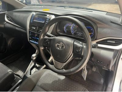 2017 TOYOTA YARIS 1.2E รูปที่ 10