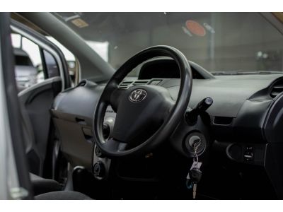 TOYOTA Yaris 1.2 E 2010 A/T สีเทา เบนซิน รูปที่ 10