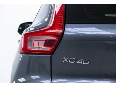 2019 VOLVO  XC 40 2.0 T5 R-DESING AWD  ผ่อน 12,934 บาท จนถึงสิ้นปีนี้ รูปที่ 10