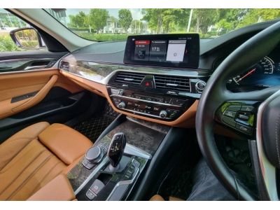 BMW Series 5 2.0 twin power turbo diesel Auto ปี 2018 รูปที่ 10