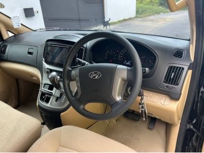 2019 HYUNDAI  H1 2.5 TOURING เครดิตฟรีดาวน์ รูปที่ 10