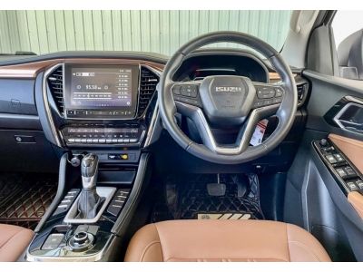 2021 ISUZU MU-X 3.0 ULTIMATE 4WD รูปที่ 10