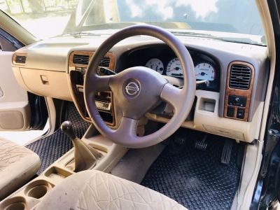 Nissan Frontier 3.0cc รูปที่ 10