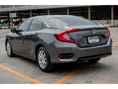 Honda Civic FC 1.8 E CVT I-VTEC ABS เบนซิน รูปที่ 10