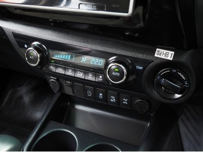TOYOTA HILUX REVO DOUBLE CAB 2.8 G 4WD NAVI ปี 2017 เกียร์AUTO 4X4 สภาพนางฟ้า รูปที่ 10
