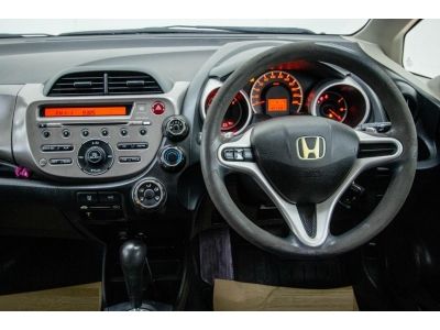 2015 HONDA JAZZ GE 1.5SV  ผ่อน 3,390 บาท 12เดือนแรก รูปที่ 10