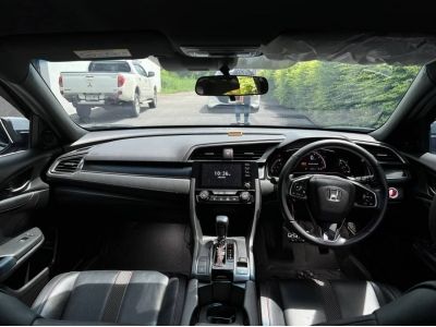 2020 Honda CIVIC FK 1.5 RS เครดิตฟรีดาวน์ รูปที่ 10