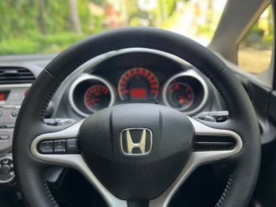 2013 HONDA JAZZ 1.5 SV i-VTEC ( GE ) รูปที่ 10