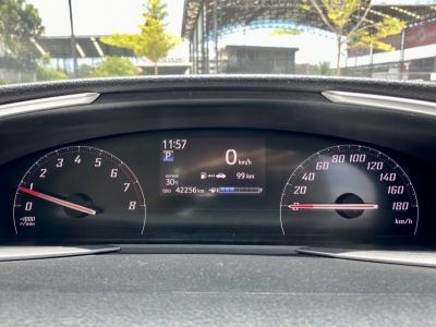 Toyota sienta 1.5V A/T ปี 2018 รูปที่ 10