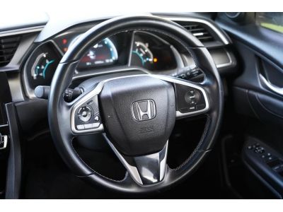 2016 HONDA CIVIC 1.8 EL A/T สีเทา รูปที่ 10