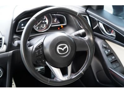 2014 MAZDA 3  2.0 SP  A/T  สีขาว รูปที่ 10