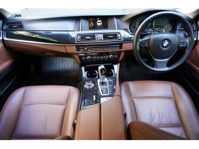2015 BMW 520 I A/T สีดำ รูปที่ 10