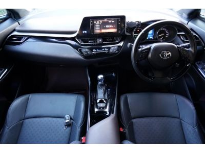 2018 TOYOTA C-HR 1.8 HV Hi  A/T สีเขียวดำ รูปที่ 10