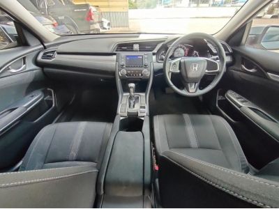 HONDA CIVIC 1.8 E (FC) CC. ปี 2018 สี เงิน เกียร์ Auto รูปที่ 10