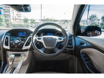 Ford Focus 2.0  เบนซิน รูปที่ 10