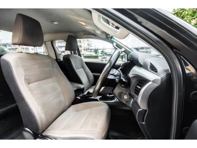 Toyota Hilux Revo 2.4 E Smart Cab ดีเซล รูปที่ 10