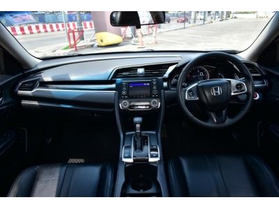 HONDA CIVIC 1.8 E (FC) CC. ปี 2019 สี เงิน เกียร์ Auto รูปที่ 10