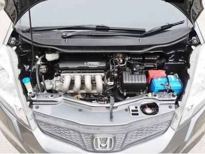 HONDA JAZZ 1.5 V (AS)(MNC) ปี 2013 เกียร์AUTO สภาพนางฟ้า รูปที่ 10