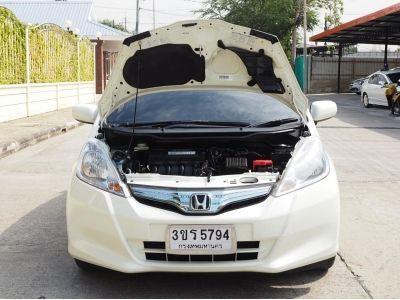 HONDA JAZZ 1.3 HYBRID ปลายปี 2012 เกียร์AUTO สีขาวมุก รูปที่ 10