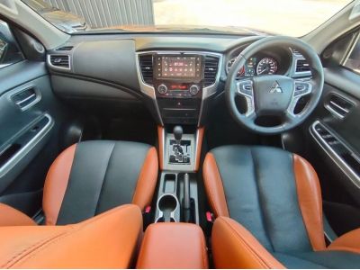 ปี 2021 MITSUBISHI TRITON D-CAB 2.4 GT PLUS ATHLETE CC. สี ส้ม-ดำ เกียร์ Auto รูปที่ 10