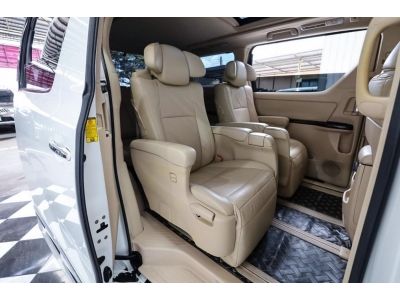 2012 TOYOTA ALPHARD 2.4 HYBRID รูปที่ 10