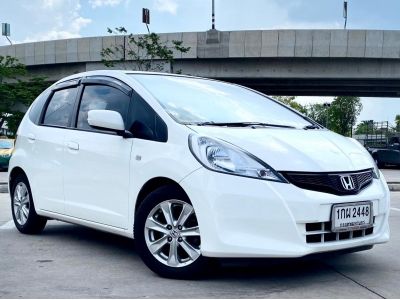 2013 HONDA JAZZ GE 1.5V เครดิตดีฟรีดาวน์ รูปที่ 10