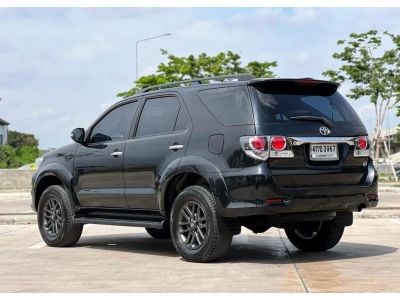 2014 TOYOTA FORTUNER 2.7 V เบนซิน รับประกันตัวถังเดิมๆ100% รูปที่ 10