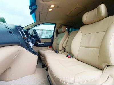 2019 Hyundai H1 2.5 Deluxe รถตู้MPV ประตูไฟฟ้าคู่โรงงาน ยางใหม่เพิ่งเปลี่ยน รูปที่ 10