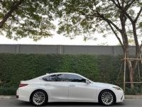 LEXUS ES300h Grand Luxury Hybrid Sunroof ปี19 สีขาวมุก รูปที่ 10