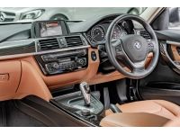 BMW 320D ICONIC F30 ปี 2018 ไมล์ 112,7xx Km รูปที่ 10
