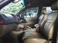 Toyota Fortuner 2.7 V auto  2011 รูปที่ 10