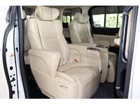 Toyota Alphard 2.5 Hybrid SR-C Package E-Four ปี 2017 ไมล์ 64,xxx Km รูปที่ 10