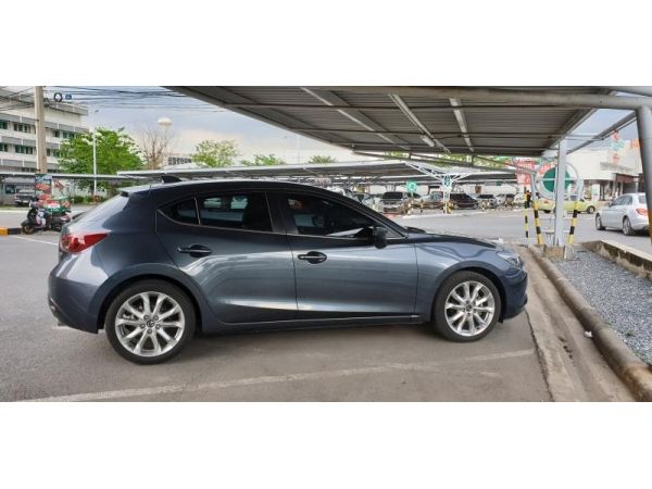 ขายรถสวยไมล์น้อย22,000 mazda 3 2.0 s sport ปี2015เจ้าของขายเอง