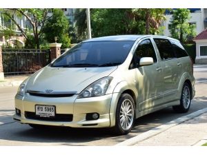 ปี 2004 TOYOTA WISH WAGON 2.0Q FULL OPTION แม็กซ์17 ยางใหม่ ภายในสะอาด