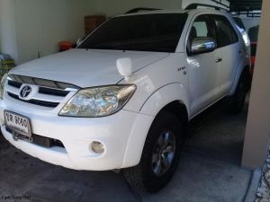 Toyota Fortuner 2.7 Exclusive 4x4