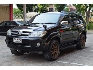 Toyota Fortuner 3.0  V SUV รูปที่ 0