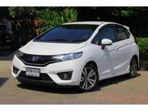 2015 HONDA  JAZZ 1.5 SV  **ฟรีดาวน์  **ไม่มีคนค้ำ  **ออกรถใช้เงิน  5000 บาท  **เครติดดี จัดได้เต็ม   **ช่วยทุกคัน  ดันทุกเคส