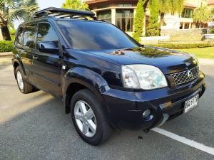 2005 NISSAN X-TRAIL 2.5 LUXURY รถสวย ใช้มือเดียว ตรวจเซ็คจากศูนย์บริการตลอดอายุการใช้งาน มีสมุดบริการตรวจสอบได้