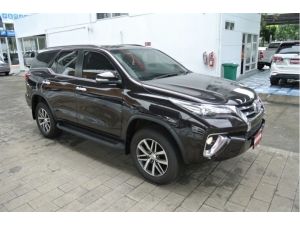 TOYOTA FORTUNER 2.4 V NAVI (2WD) 2015