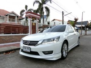 HONDA ACCORD G9 2.0 E ปี 2013 มือเดียวป้ายแดงออกห้าง