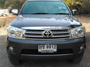 ขายรถ TOYOTA FORTUNER ปี 2009