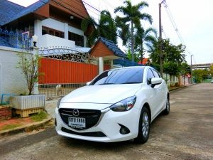 MAZDA 2 รุ่น 1.3 SKYACTIVE HIGH CONNECT  ปี 2016