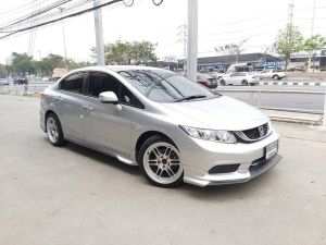 honda civic FB 1.8 S AS ปี2014 มือเดียวออกห้างป้ายแดงเข้าศูนย์ตลอดไม่เคยติดแก๊สไม่เคยมีอุบัติเหตุสภาพสวยพร้อมใช้งานค่ะ