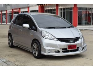 Honda Jazz 1.5 (ปี 2014) V i-VTEC Hatchback AT