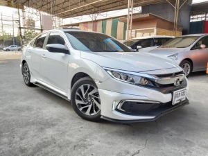 Honda civic 1.8 E ปี 2019 รถสภาพสวยจัด น้องป้ายแดง ไมล์ 2xxx km.แท้ไม่เคยมีอุบัติเหตุสภาพสวยเดิมพร้อมใช้ค่ะ