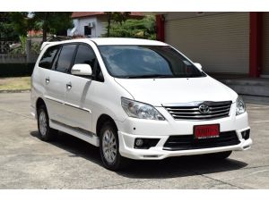 Toyota Innova 2.0 (ปี 2015) V